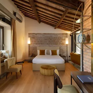Passpartout Boutique Palace Guest house