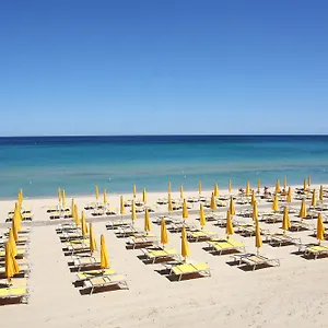 https://free-beach-club-monte-nai.in-sardinia.net